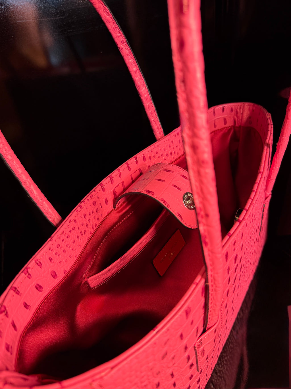 Eclat Tote - Sangria